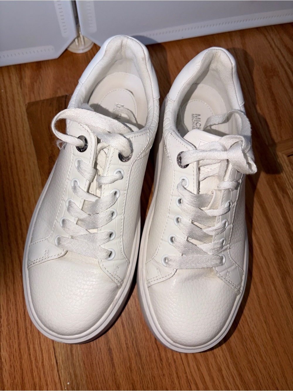 Michael Kors White Low-Top Leather Sneakers